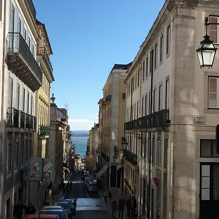 Appartement Charming In Chiado For 4 In Lisboa