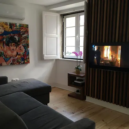 Charming In Chiado For 4 In Appartement